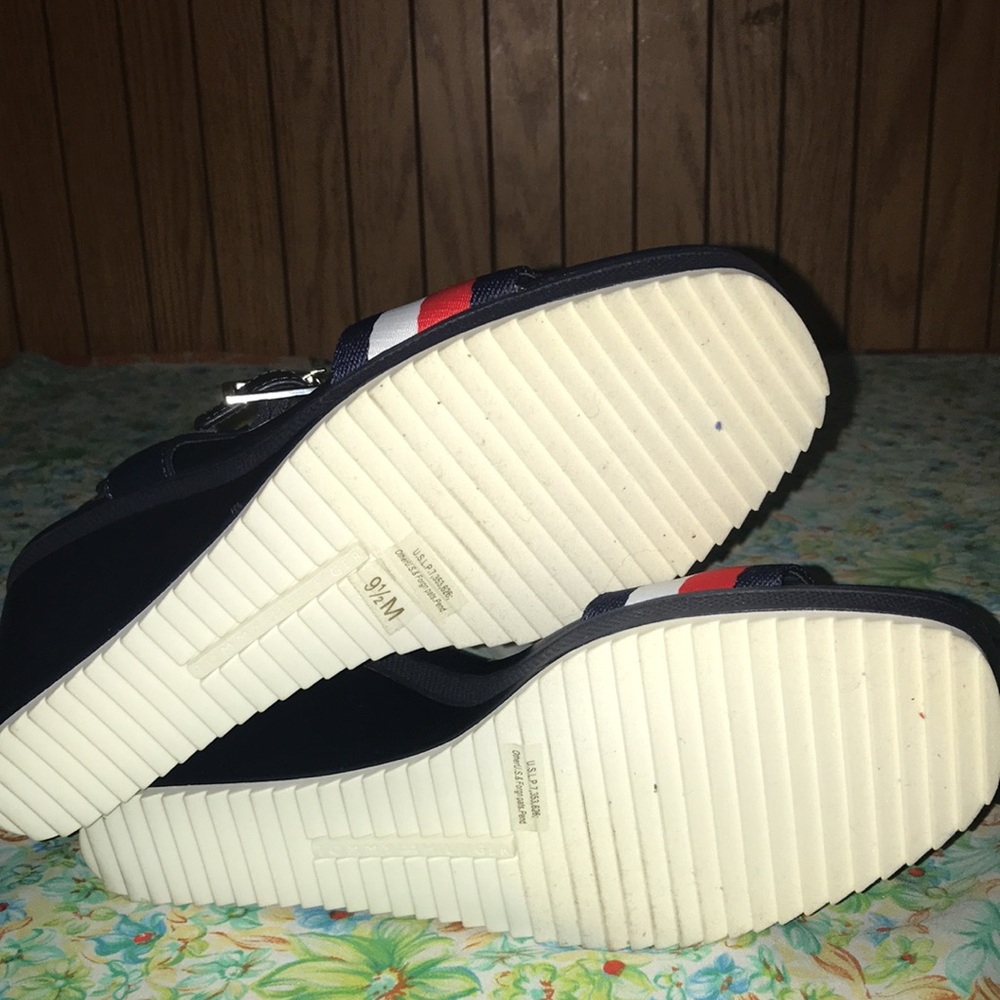 Red,white & blue Tommy Hilfiger wedge sandals (9.5) - Picture 7 of 7